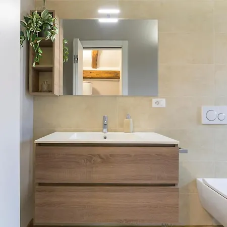 Appartement Jungle Chic 2 - Bemyhost Bologna